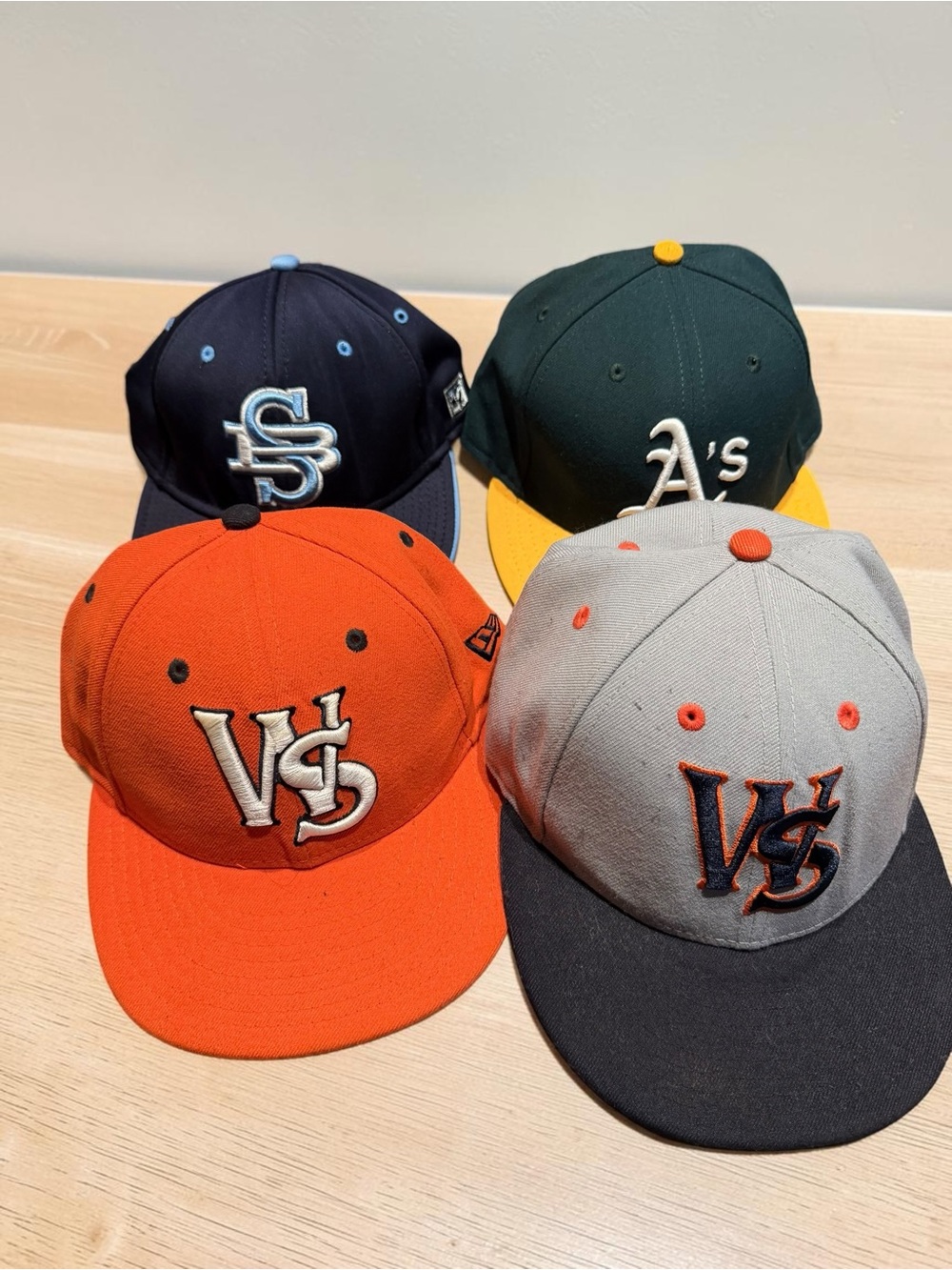 Bundle of Men’s new era hats